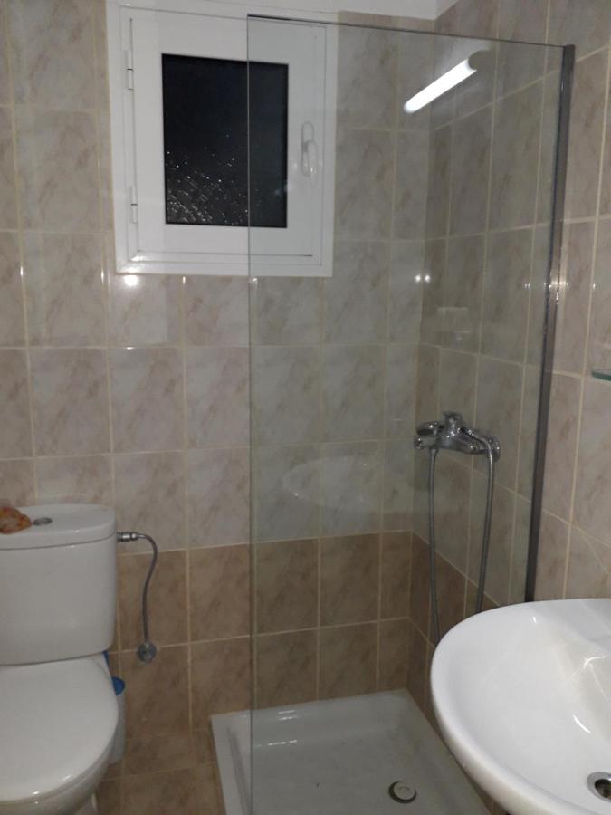 Apartments Thekla Karavádhos المظهر الخارجي الصورة