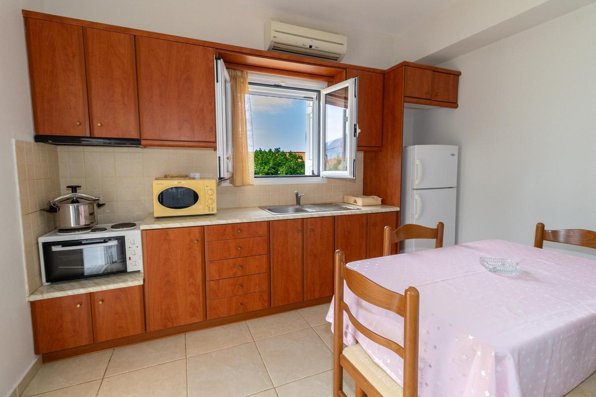 Apartments Thekla Karavádhos المظهر الخارجي الصورة