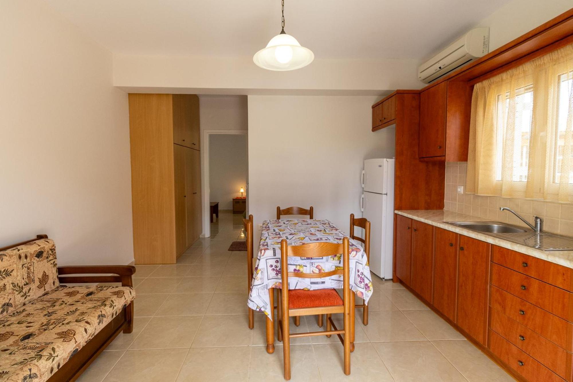 Apartments Thekla Karavádhos المظهر الخارجي الصورة