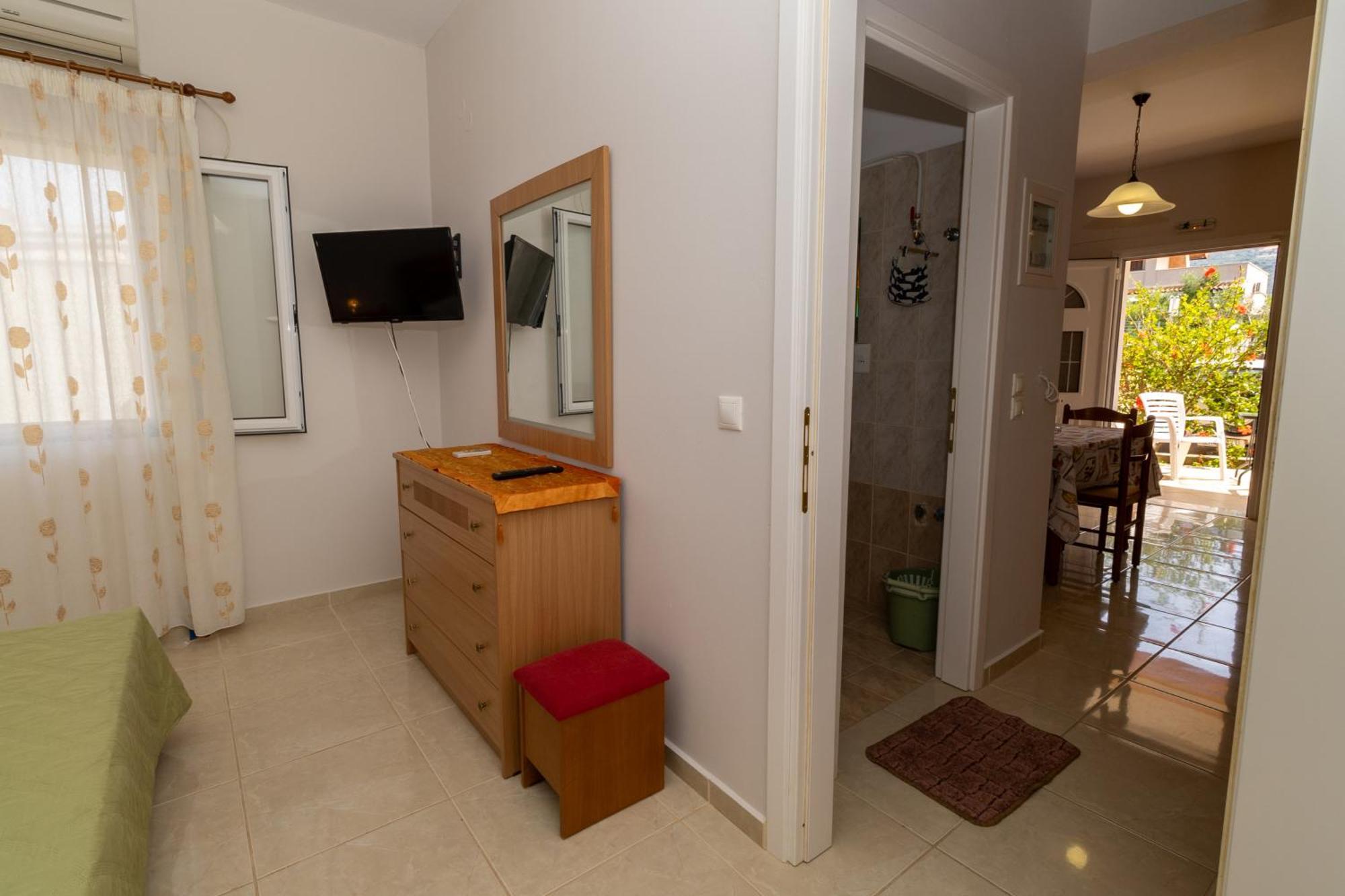 Apartments Thekla Karavádhos المظهر الخارجي الصورة