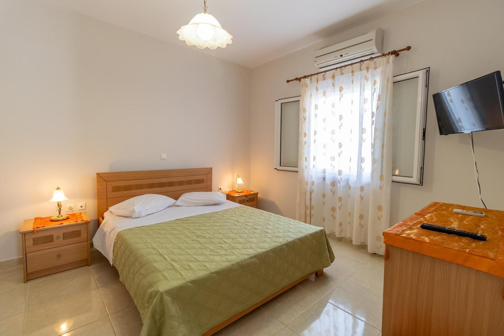 Apartments Thekla Karavádhos المظهر الخارجي الصورة
