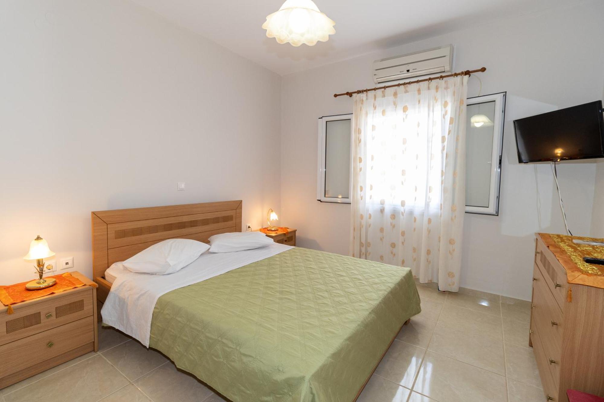 Apartments Thekla Karavádhos المظهر الخارجي الصورة