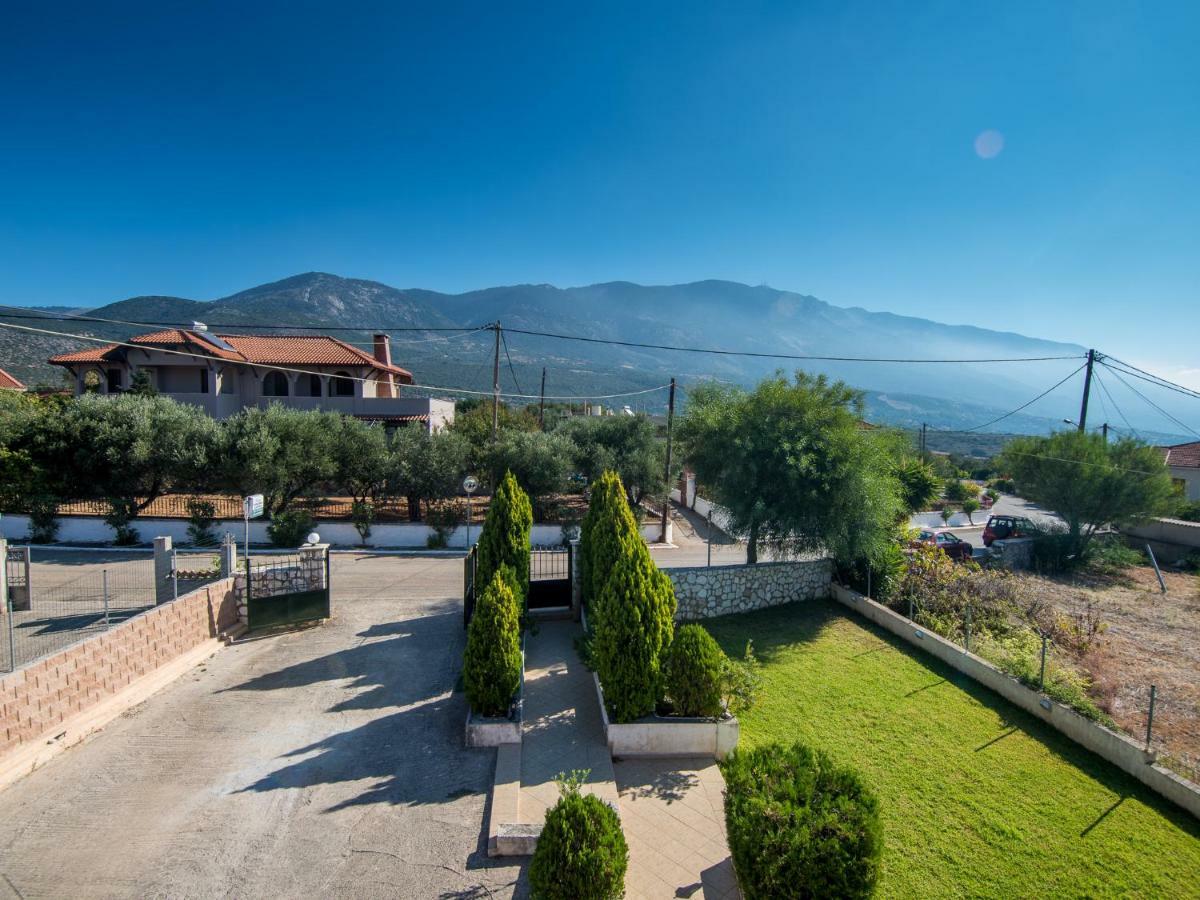 Apartments Thekla Karavádhos المظهر الخارجي الصورة
